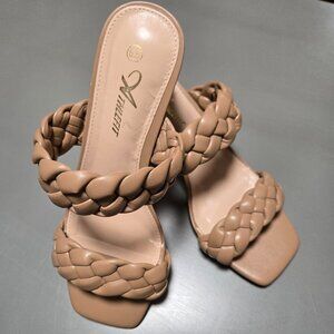 Athlefit **CUTE** Braided Block Heels sz 6.5